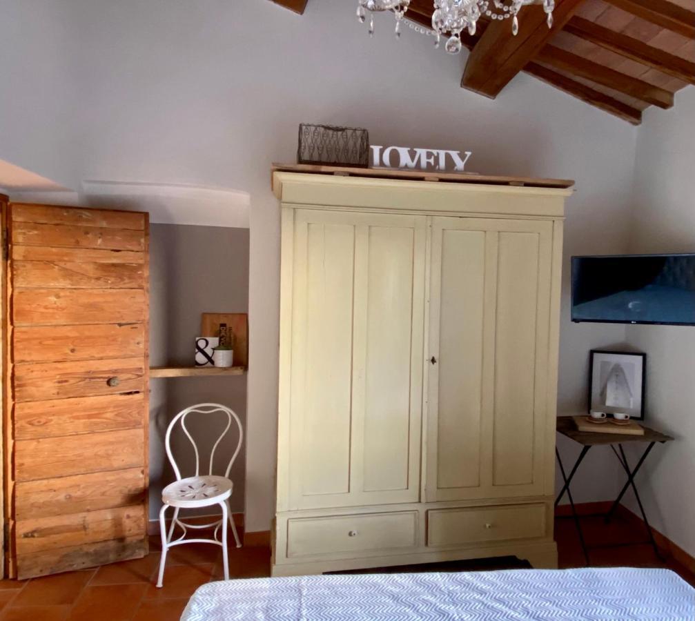 Bed And Breakfast La Bouganville Rosignano Marittimo Eksteriør billede